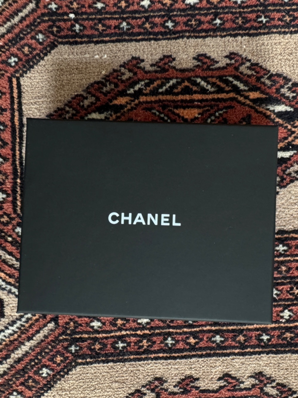 Chanel Star Shaped Clip On Coin Purse Quilted Silver Metallic Lambskin - Picture 2 of 8